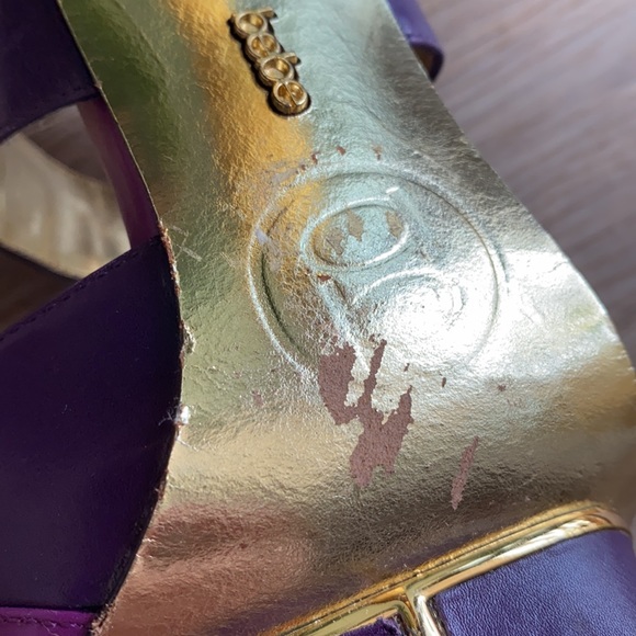 VERY SEXY PURPLE AND GOLD BEBE PLATFORMS - Picture 11 of 11